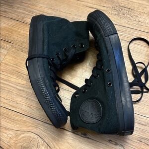 Converse High Tops Black Size 6.5M/8.5W